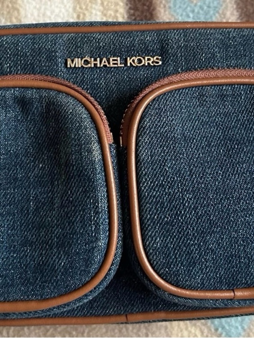 Michael Kors Denim Jet Set Crossbody Bag in Blue with Tan Trim - Picture 2 of 11